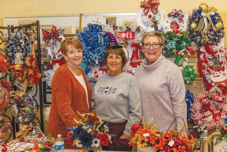 St. John’s Episcopal Church Hosts Annual Fall Craft Fair – Winthrop ...
